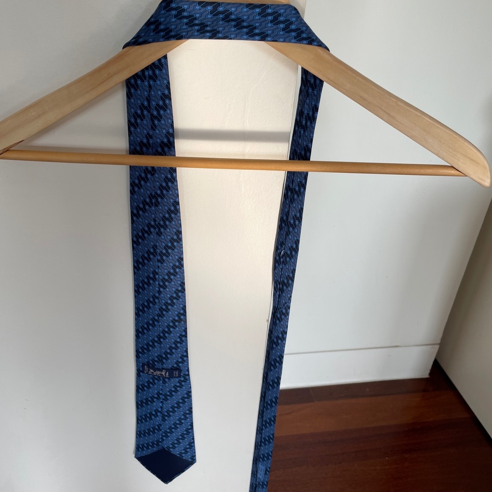 Hermès blue tie